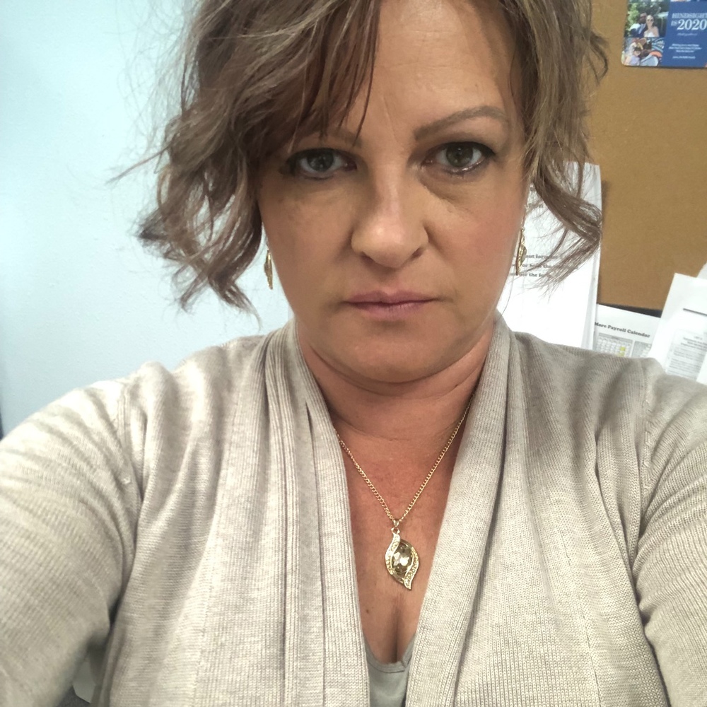 Meet your Posher, Carrie